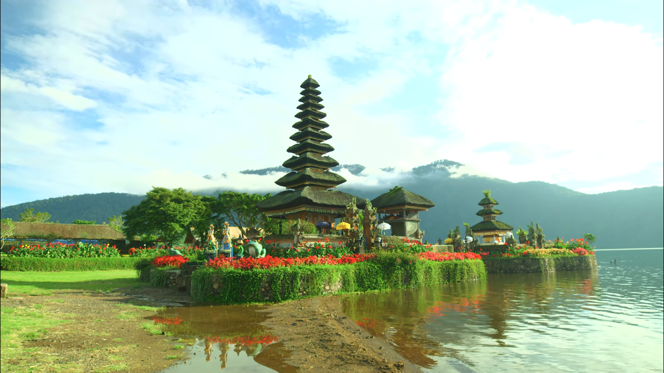 Why is the Top Destination for Yoga Retreats Bali