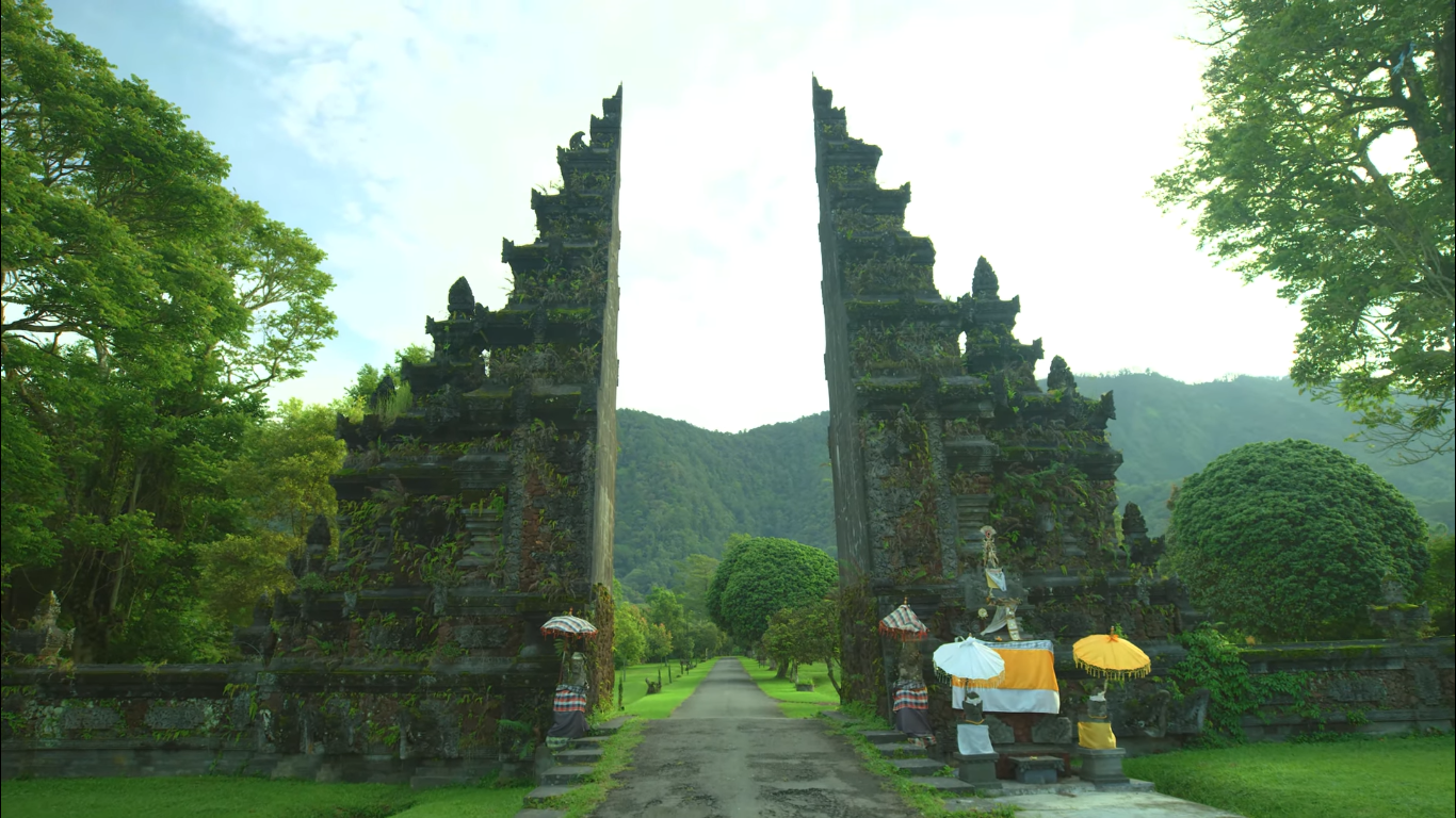 Why is the Top Destination for Yoga Retreats Bali
