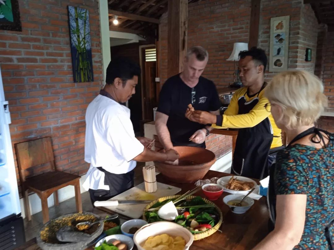 Best 3 Days Yoga, Meditation & Wellness Retreat in Bali – Top healthy vegetarian and vegan meals for wellness.